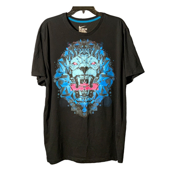 Nike Lebron James T-Shirt Heart of the Lion Graphic Tee Dri-Fit Black Blue NBA - Picture 1 of 6